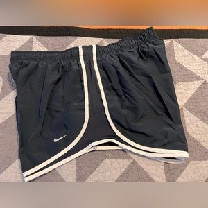 Nike Tempo Shorts XXL Midnight Black